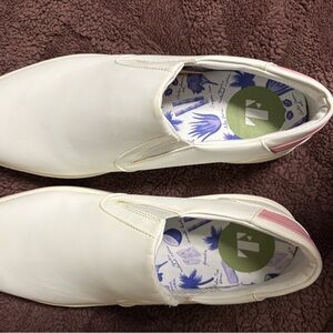 BNWOT Thousand Fell Elegant Cream Slip-On Men's Loafers